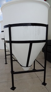 POLYPROPYLENE TANK - CONE BOTTOM